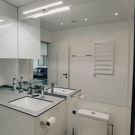 Brand New In Center. *