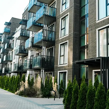 Brand New In Center. *