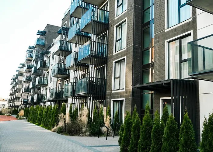 Brand New In Center. *